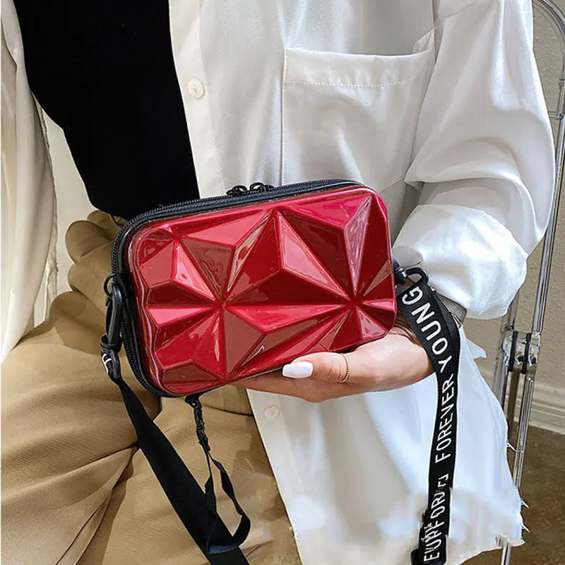 Compact Diamond Shell Makeup Bag