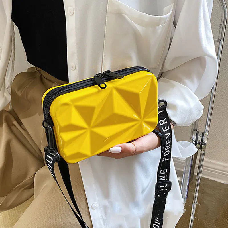 Compact Diamond Shell Makeup Bag