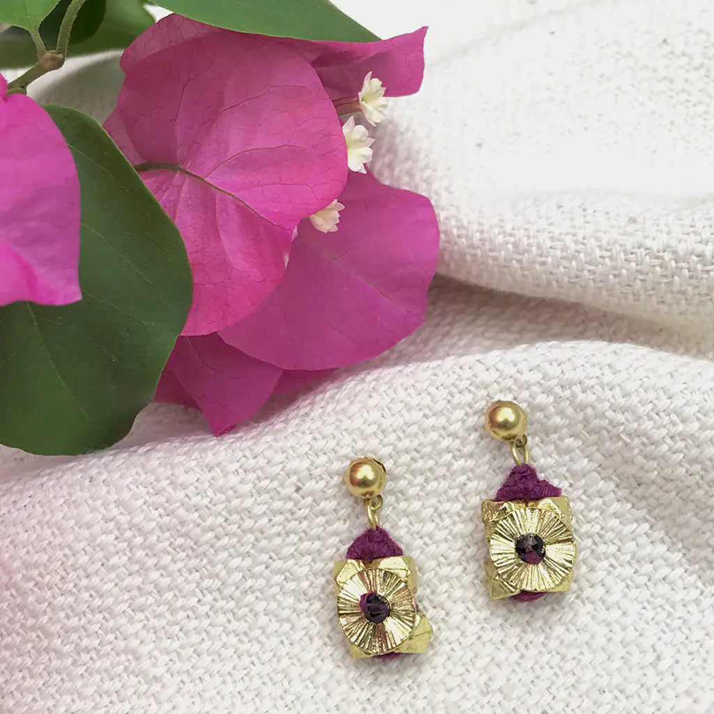 Delicate Keya Flower Dangle Earrings