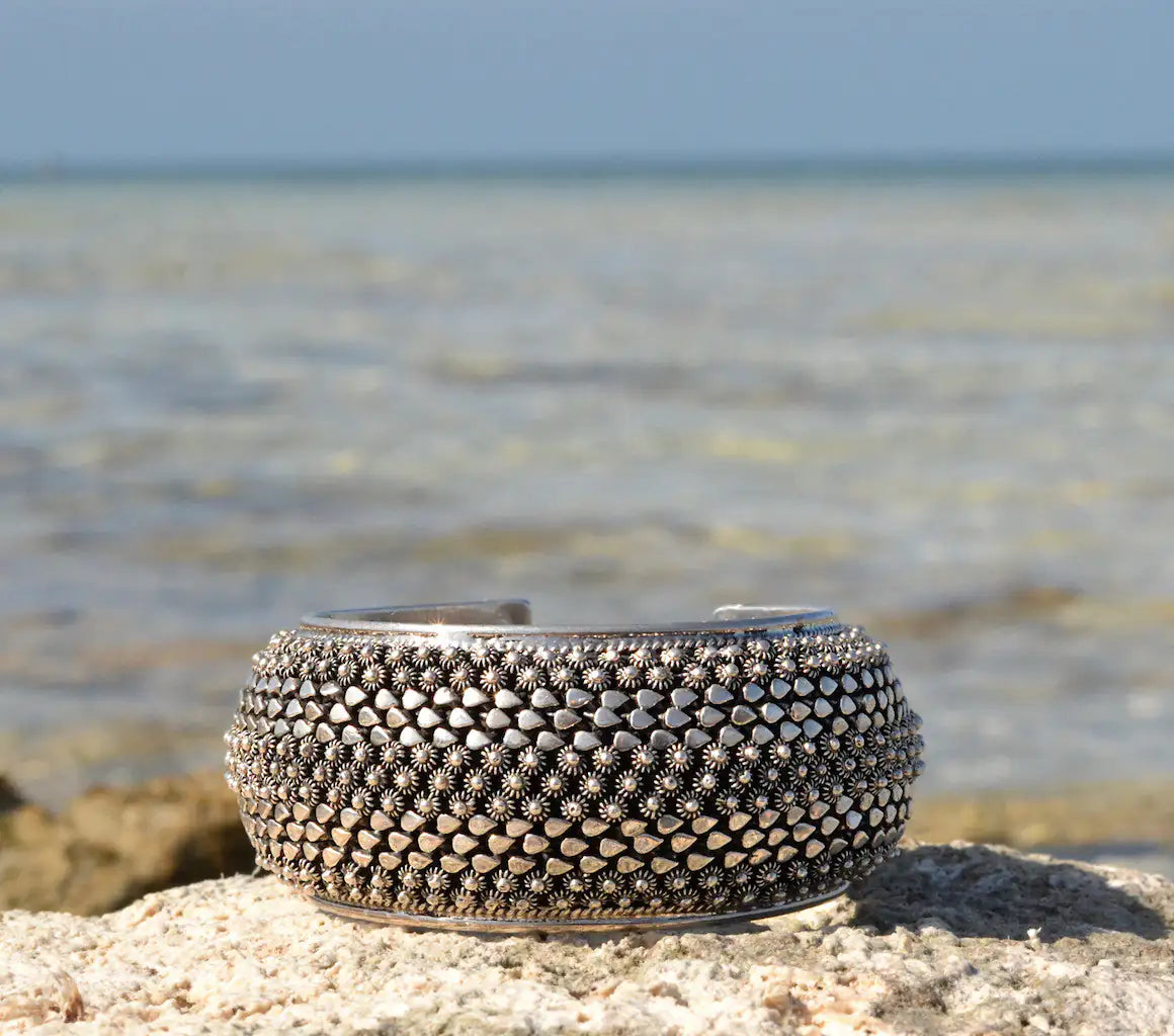 Dok Phikoun Heritage Cuff
