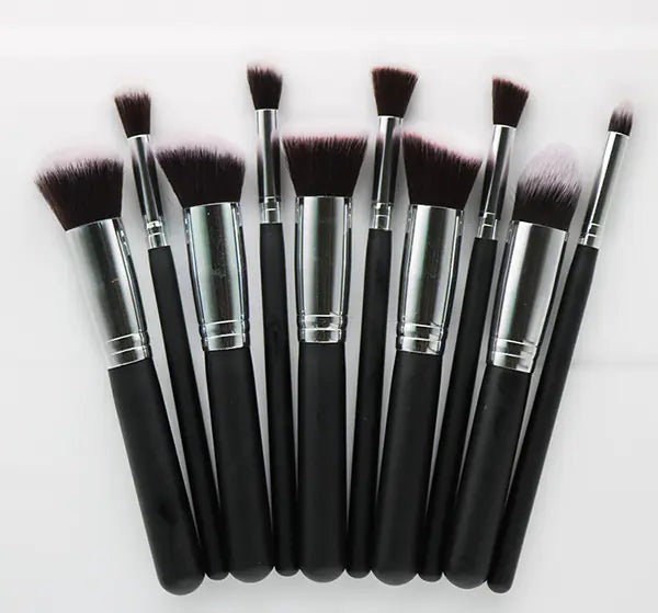 Essential Brush Set · 10 Piece