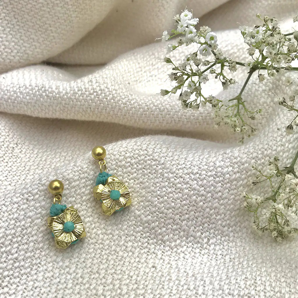 Delicate Keya Flower Dangle Earrings