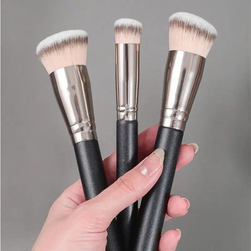Precision Concealer and Foundation Brush