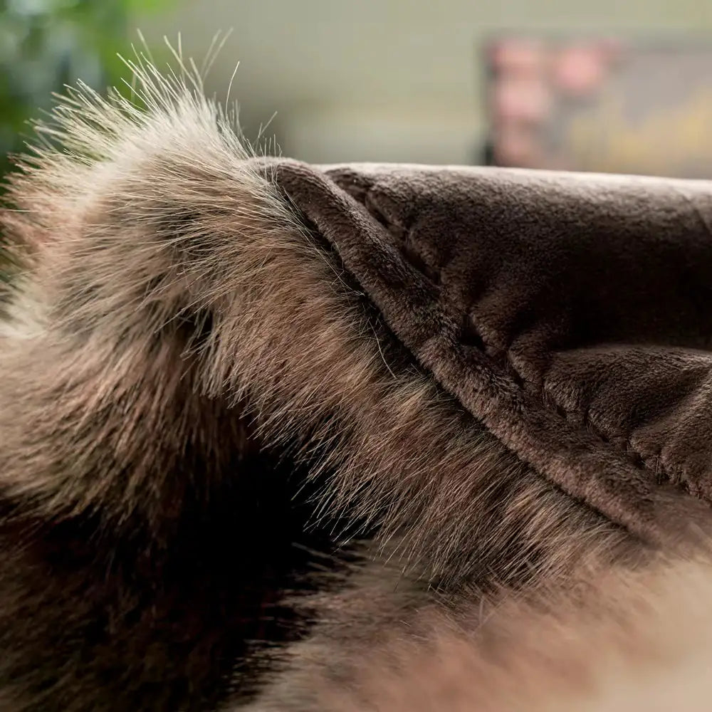 The Cozy Luxe Throw