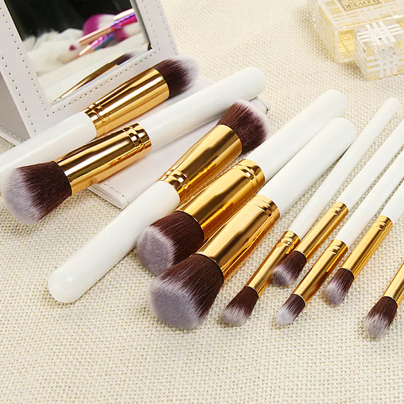 Essential Brush Set · 10 Piece
