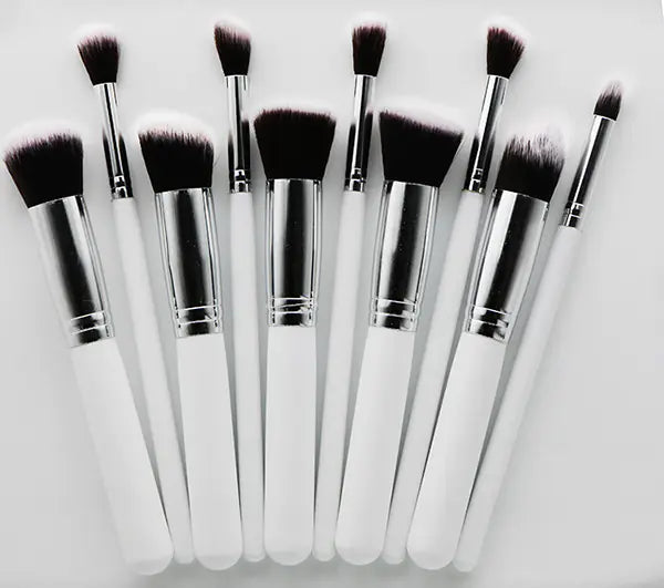 Essential Brush Set · 10 Piece