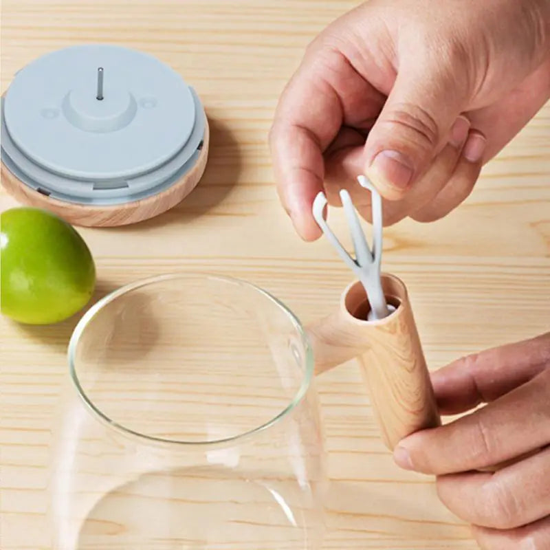 Hands-Free Mixing Coffee Mug